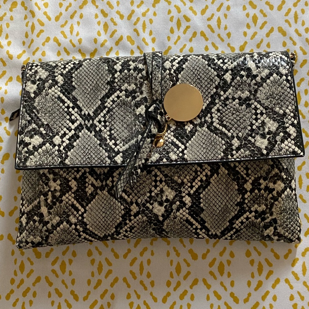 FAUX SNAKESKIN CLUTCH W/SHOULDER STRAP